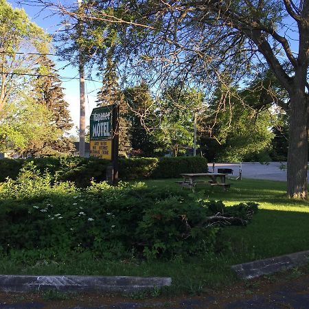 Napanee Motel Greater Napanee Εξωτερικό φωτογραφία