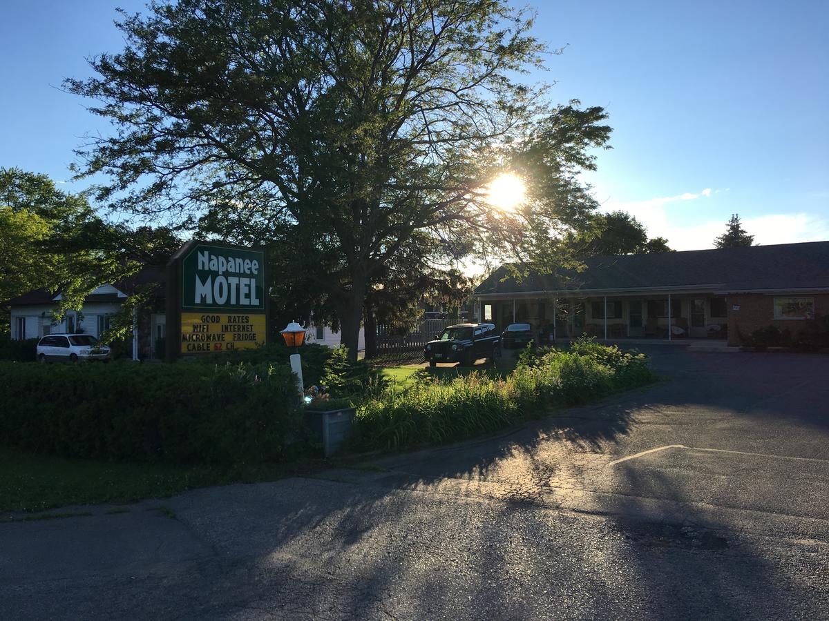 Napanee Motel Greater Napanee Εξωτερικό φωτογραφία